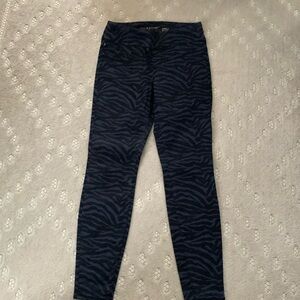 Rock & Republic DENIM Rx Fever Pull on Jean
